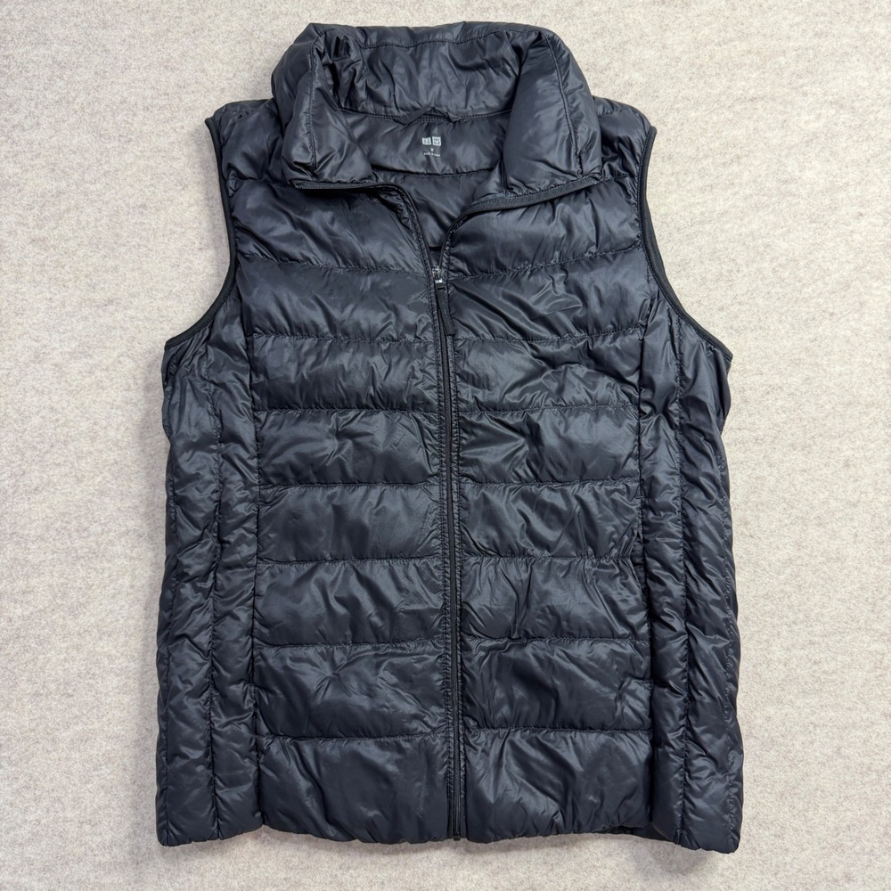 Uniqlo Ultra Light Down Vest Womens Medium Black Puffer Sleeveless Jacket Zip